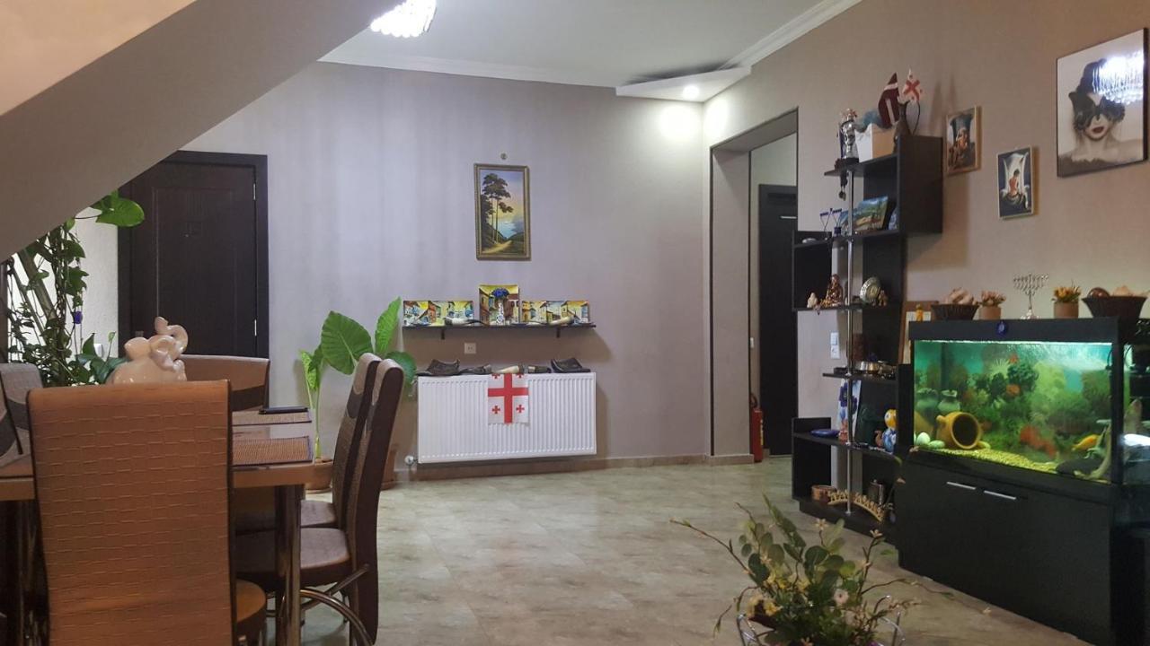 Guesthouse Different Τυφλίδα Εξωτερικό φωτογραφία