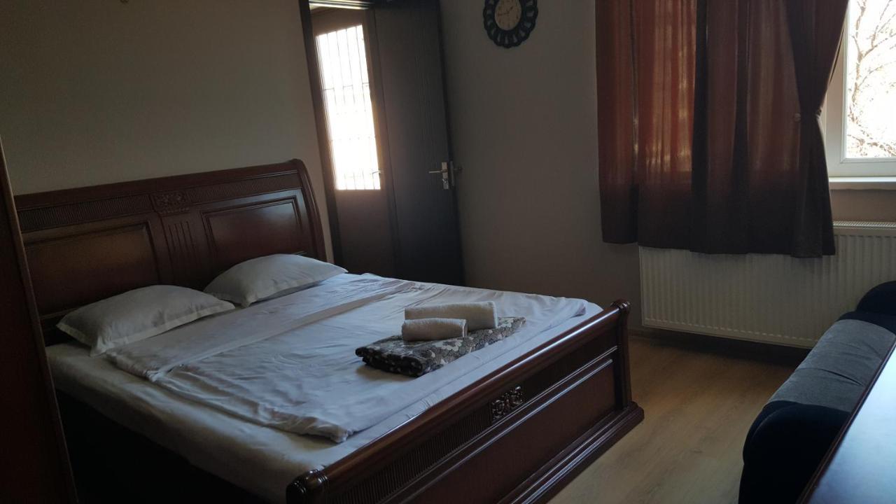 Guesthouse Different Τυφλίδα Εξωτερικό φωτογραφία