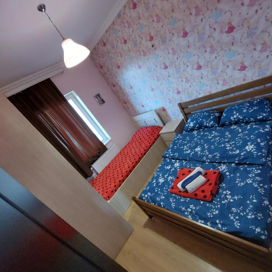 Guesthouse Different Τυφλίδα Εξωτερικό φωτογραφία